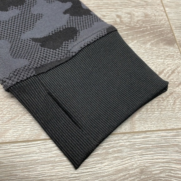 NWOT ZYIA Active Charcoal Camo Pivot Hoodie Full Zip Hooded Sweatshirt Jacket S - Picture 10 of 16